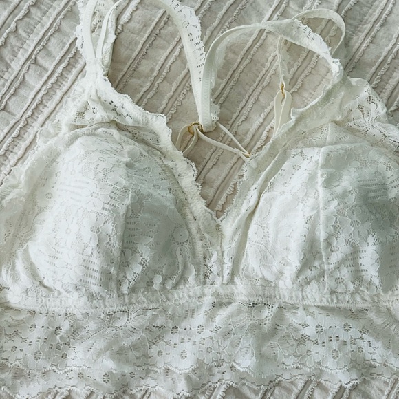 EUC Aerie Lace Intimates Bralette set of 5 - Picture 4 of 6
